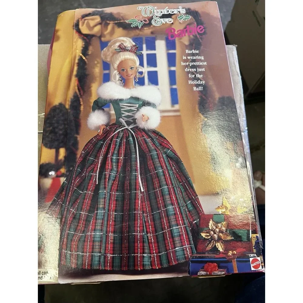 Winter's Eve Barbie Doll Special Edition‎ Holiday Christmas Collector 1994